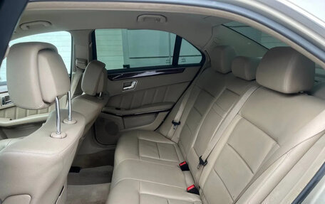 Mercedes-Benz E-Класс, 2011 год, 1 600 000 рублей, 12 фотография