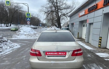 Mercedes-Benz E-Класс, 2011 год, 1 600 000 рублей, 5 фотография