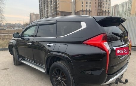 Mitsubishi Pajero Sport III рестайлинг, 2019 год, 2 770 000 рублей, 7 фотография