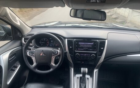 Mitsubishi Pajero Sport III рестайлинг, 2019 год, 2 770 000 рублей, 17 фотография