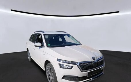 Skoda Kamiq I, 2022 год, 1 532 000 рублей, 3 фотография