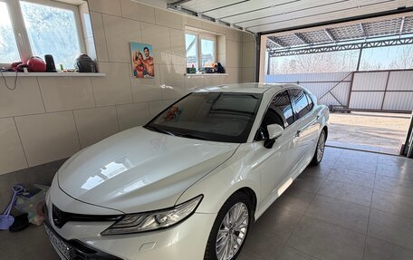 Toyota Camry, 2018 год, 2 950 000 рублей, 5 фотография
