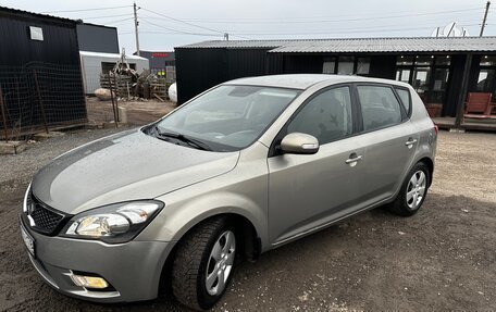 KIA cee'd I рестайлинг, 2011 год, 580 000 рублей, 2 фотография