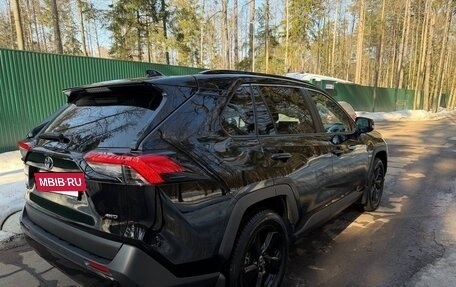 Toyota RAV4, 2022 год, 3 800 000 рублей, 3 фотография