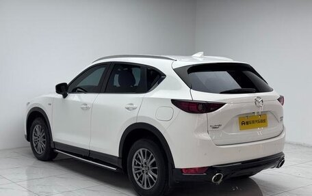 Mazda CX-5 II, 2022 год, 2 300 000 рублей, 6 фотография