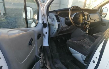 Opel Vivaro A рестайлинг, 2003 год, 750 000 рублей, 16 фотография