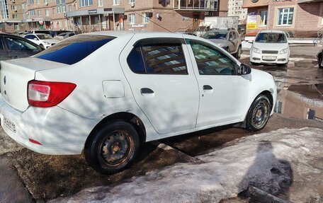 Renault Logan II, 2017 год, 330 000 рублей, 4 фотография