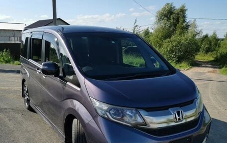 Honda Stepwgn IV, 2015 год, 1 850 000 рублей, 2 фотография