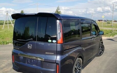 Honda Stepwgn IV, 2015 год, 1 850 000 рублей, 3 фотография