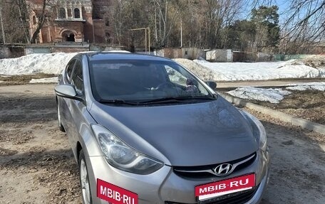 Hyundai Elantra V, 2011 год, 1 000 000 рублей, 2 фотография