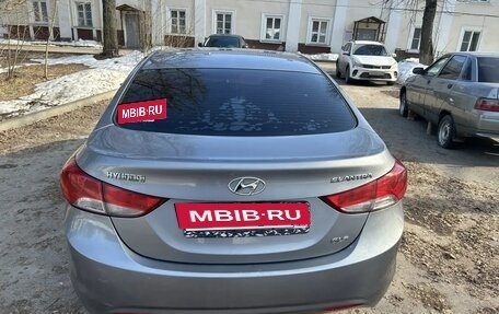 Hyundai Elantra V, 2011 год, 1 000 000 рублей, 3 фотография