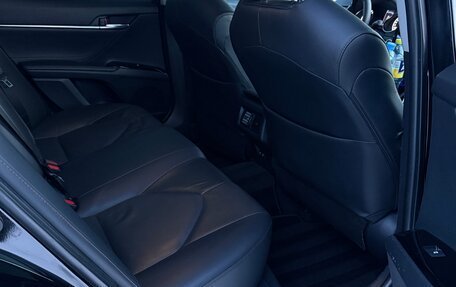 Toyota Camry, 2018 год, 2 200 000 рублей, 12 фотография