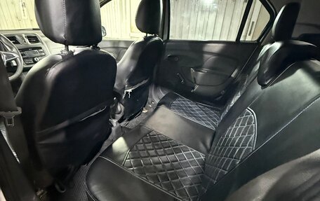 Renault Logan II, 2018 год, 320 000 рублей, 6 фотография