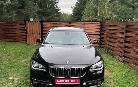 BMW 7 серия, 2013 год, 2 200 000 рублей, 1 фотография
