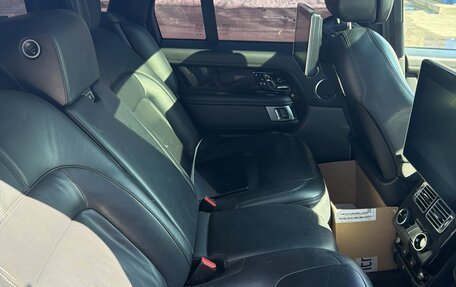 Land Rover Range Rover IV рестайлинг, 2020 год, 9 500 000 рублей, 4 фотография