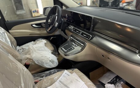 Mercedes-Benz V-Класс, 2025 год, 17 800 000 рублей, 10 фотография