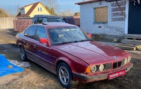 BMW 5 серия, 1991 год, 250 000 рублей, 1 фотография