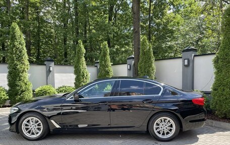 BMW 5 серия, 2019 год, 2 800 000 рублей, 6 фотография