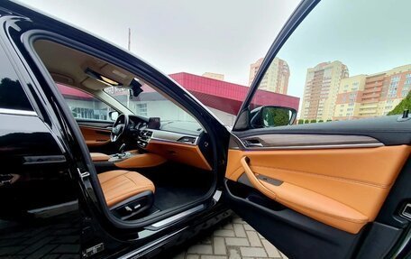 BMW 5 серия, 2019 год, 2 800 000 рублей, 16 фотография