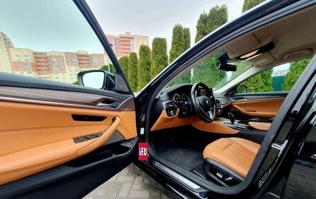 BMW 5 серия, 2019 год, 2 800 000 рублей, 14 фотография