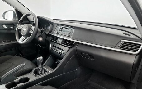 KIA Optima IV, 2019 год, 1 590 000 рублей, 11 фотография