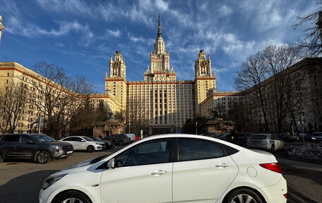 Hyundai Solaris II рестайлинг, 2015 год, 1 000 000 рублей, 4 фотография