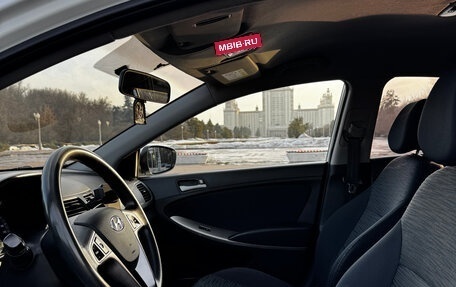 Hyundai Solaris II рестайлинг, 2015 год, 1 000 000 рублей, 11 фотография