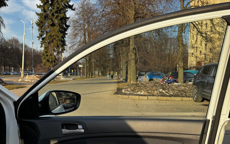 Hyundai Solaris II рестайлинг, 2015 год, 1 000 000 рублей, 16 фотография