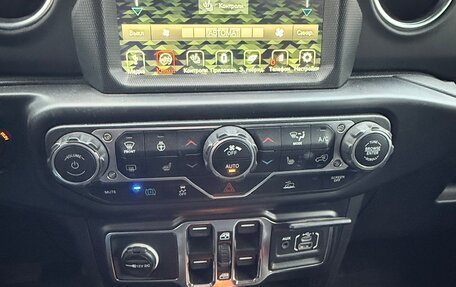 Jeep Wrangler, 2021 год, 4 290 000 рублей, 7 фотография