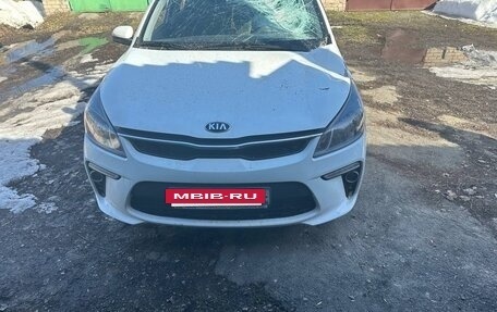 KIA Rio IV, 2018 год, 600 000 рублей, 8 фотография
