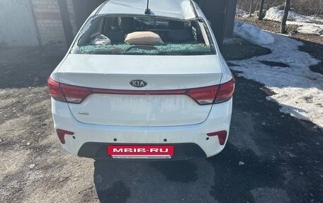 KIA Rio IV, 2018 год, 600 000 рублей, 3 фотография