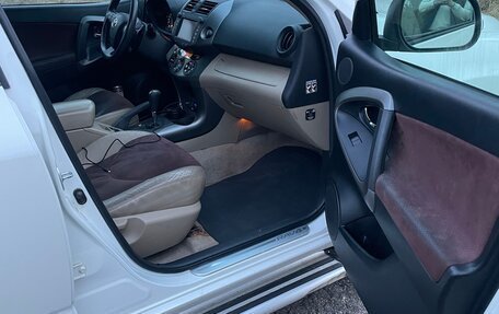 Toyota RAV4, 2010 год, 1 250 000 рублей, 8 фотография