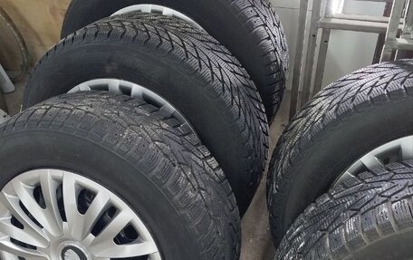 Skoda Yeti I рестайлинг, 2016 год, 1 350 000 рублей, 25 фотография