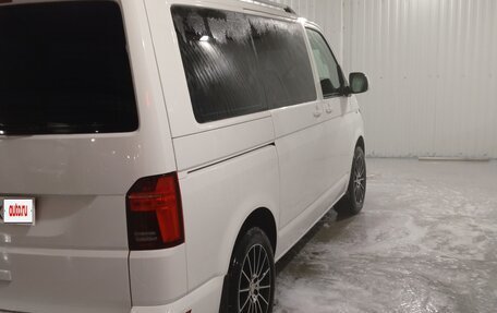 Volkswagen Multivan T6 рестайлинг, 2021 год, 3 950 000 рублей, 4 фотография