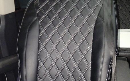 Volkswagen Multivan T6 рестайлинг, 2021 год, 3 950 000 рублей, 10 фотография