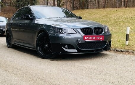 BMW 5 серия, 2004 год, 1 950 000 рублей, 2 фотография