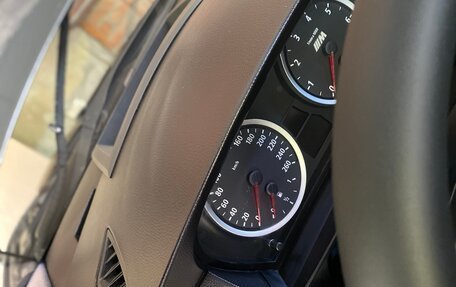 BMW 5 серия, 2004 год, 1 950 000 рублей, 22 фотография