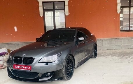 BMW 5 серия, 2004 год, 1 950 000 рублей, 5 фотография