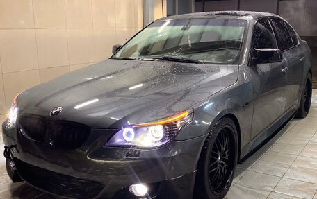 BMW 5 серия, 2004 год, 1 950 000 рублей, 32 фотография