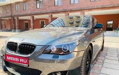BMW 5 серия, 2004 год, 1 950 000 рублей, 37 фотография