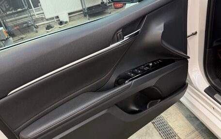 Toyota Camry, 2018 год, 2 900 000 рублей, 11 фотография