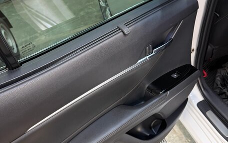 Toyota Camry, 2018 год, 2 900 000 рублей, 17 фотография