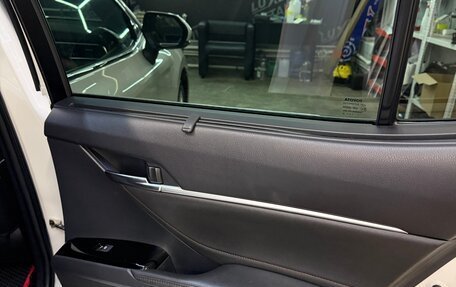 Toyota Camry, 2018 год, 2 900 000 рублей, 19 фотография