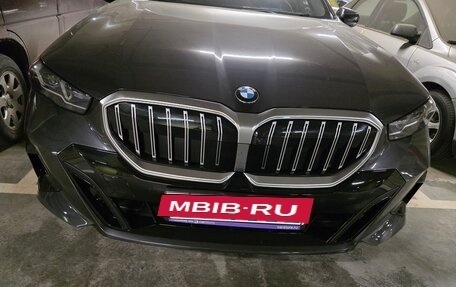 BMW 5 серия, 2023 год, 7 190 000 рублей, 2 фотография