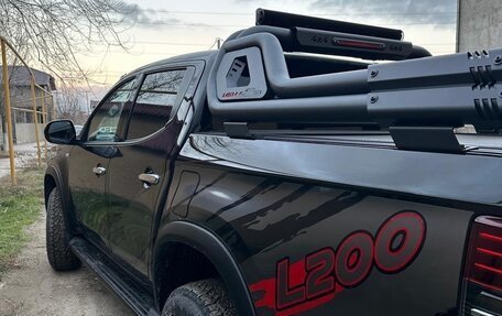 Mitsubishi L200 IV рестайлинг, 2022 год, 3 250 000 рублей, 3 фотография