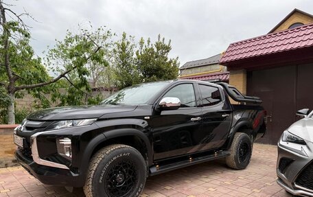 Mitsubishi L200 IV рестайлинг, 2022 год, 3 250 000 рублей, 2 фотография