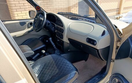 Chevrolet Niva I рестайлинг, 2006 год, 285 000 рублей, 8 фотография