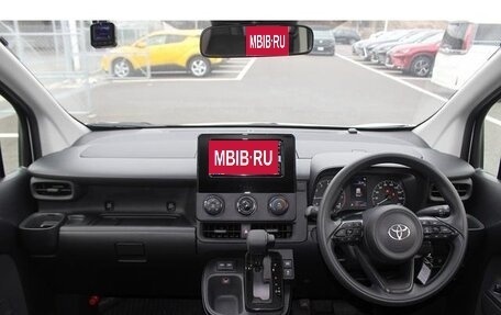 Toyota Sienta, 2022 год, 1 290 005 рублей, 5 фотография