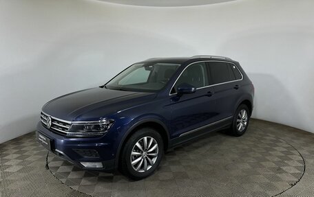 Volkswagen Tiguan II, 2017 год, 2 500 000 рублей, 1 фотография