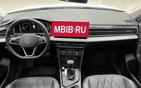 Volkswagen Tiguan II, 2023 год, 3 000 000 рублей, 9 фотография